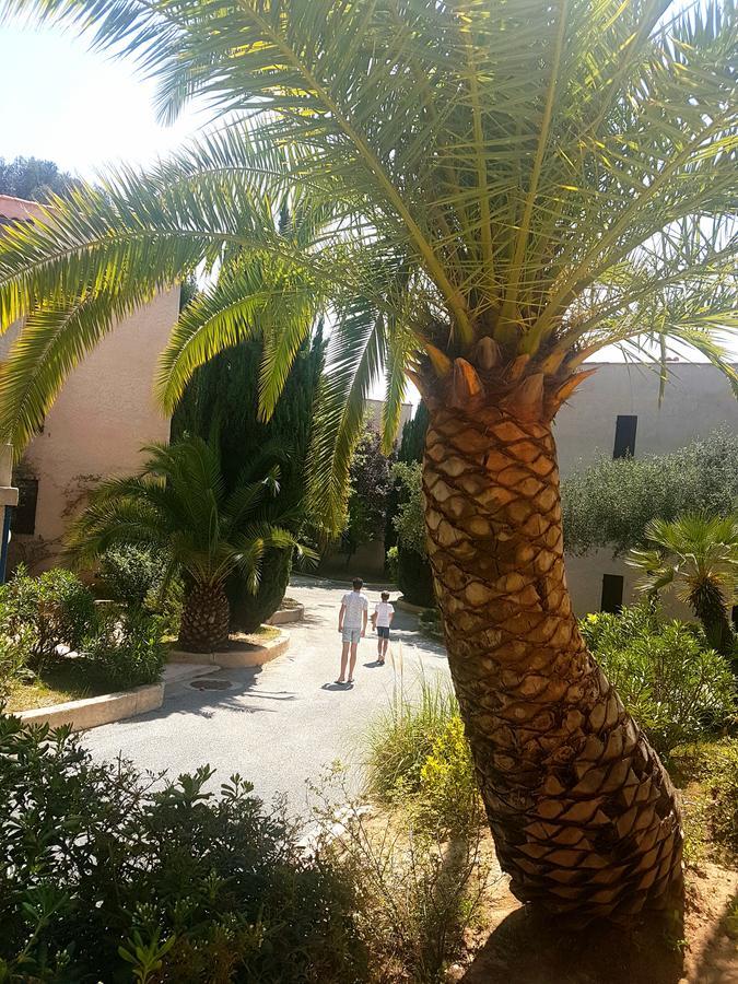 Résidence Goélia Les Jardins d'Azur Saint-Raphaël Extérieur photo