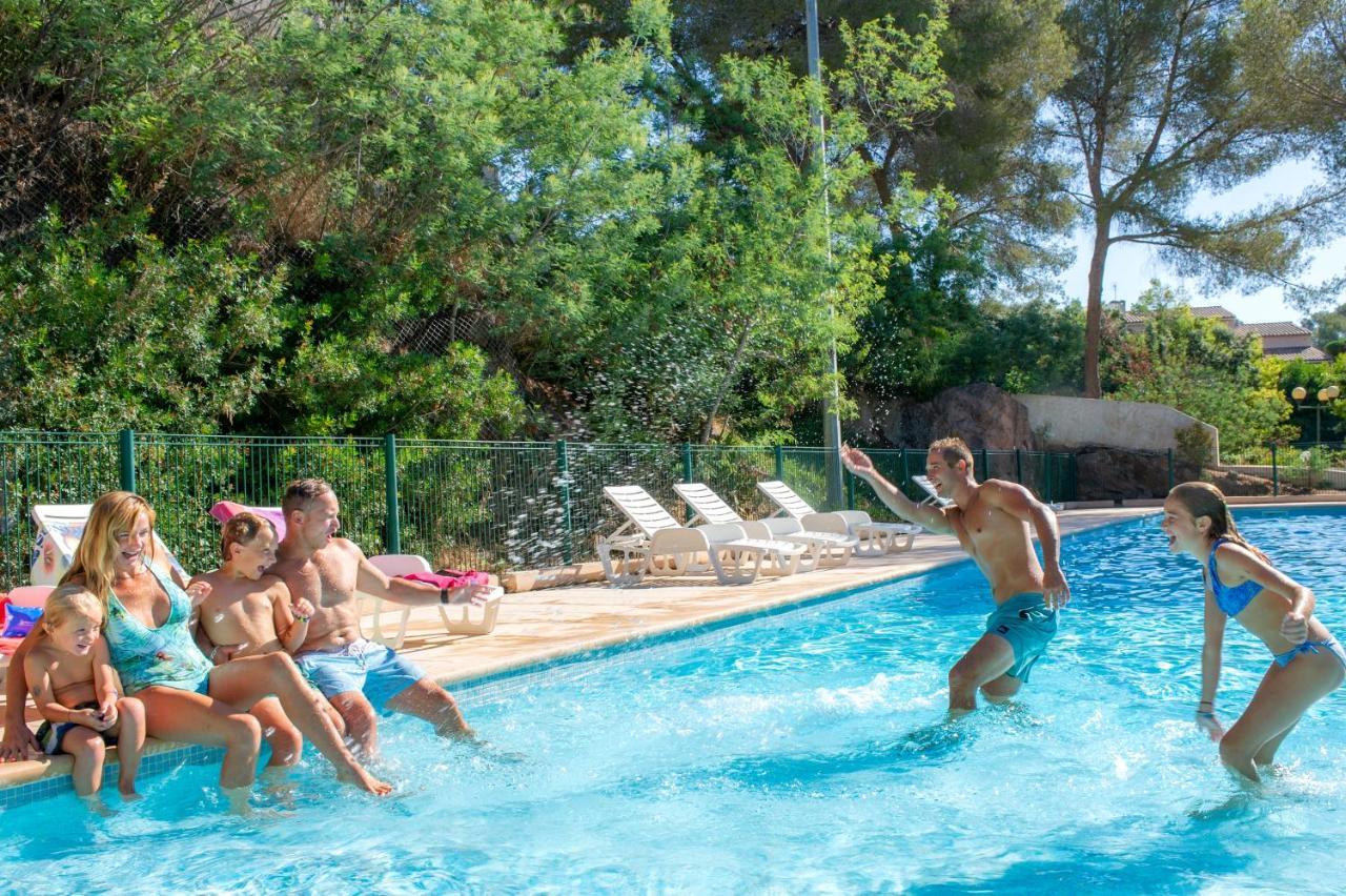 Résidence Goélia Les Jardins d'Azur Saint-Raphaël Extérieur photo